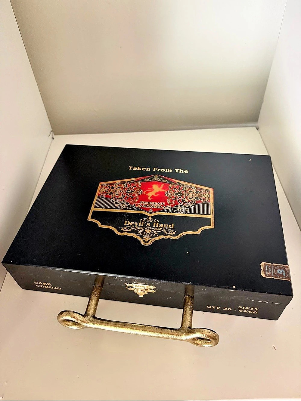 Esteban Carreras Devil's Hand Cigar Box Purse Black & Red